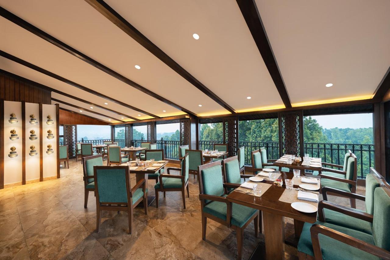 Hotel Golden Tulip Srinagar Extérieur photo