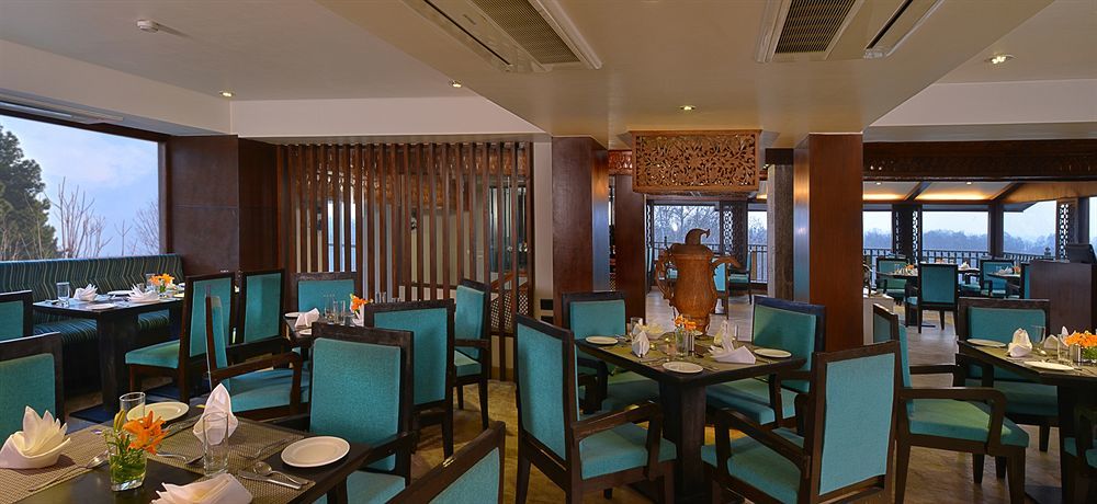 Hotel Golden Tulip Srinagar Extérieur photo